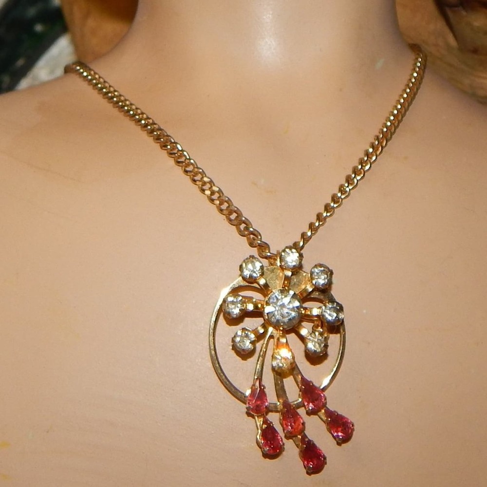 Glamorous Vintage Brooch Pendant Necklace
